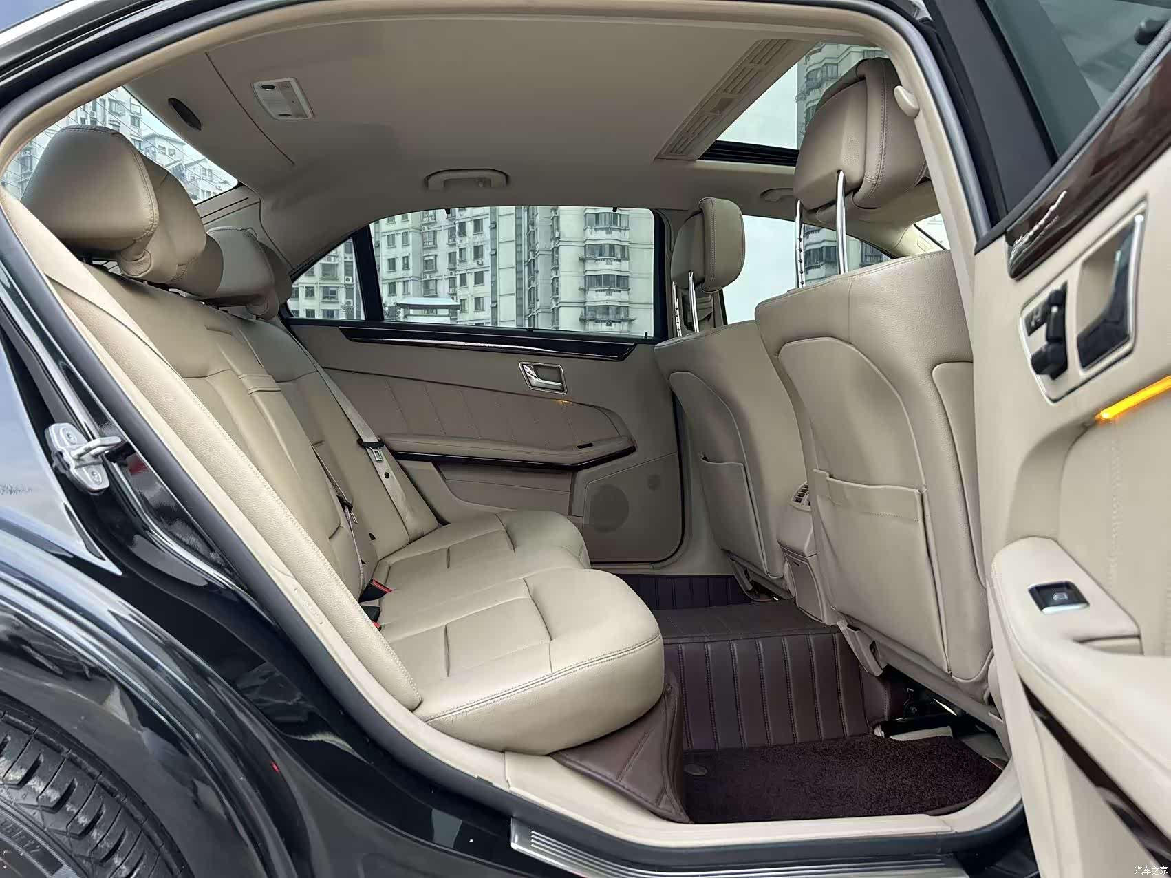 Mercedes-Benz E-Class, 2013 19