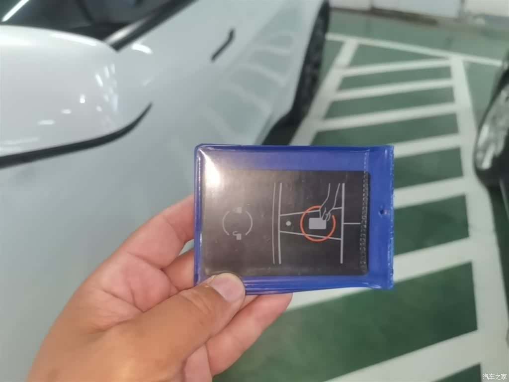 Tesla Model Y, 2021 9