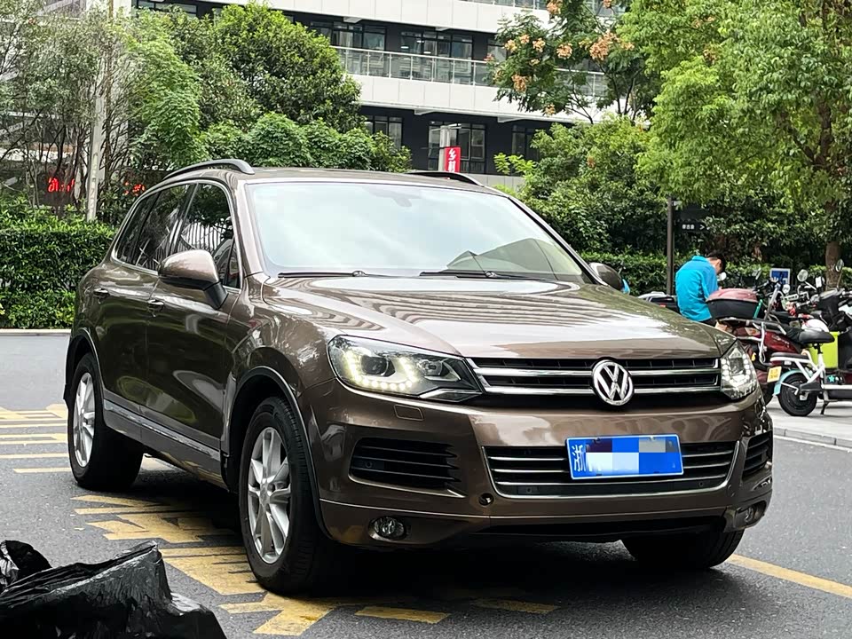 Volkswagen Touareg
