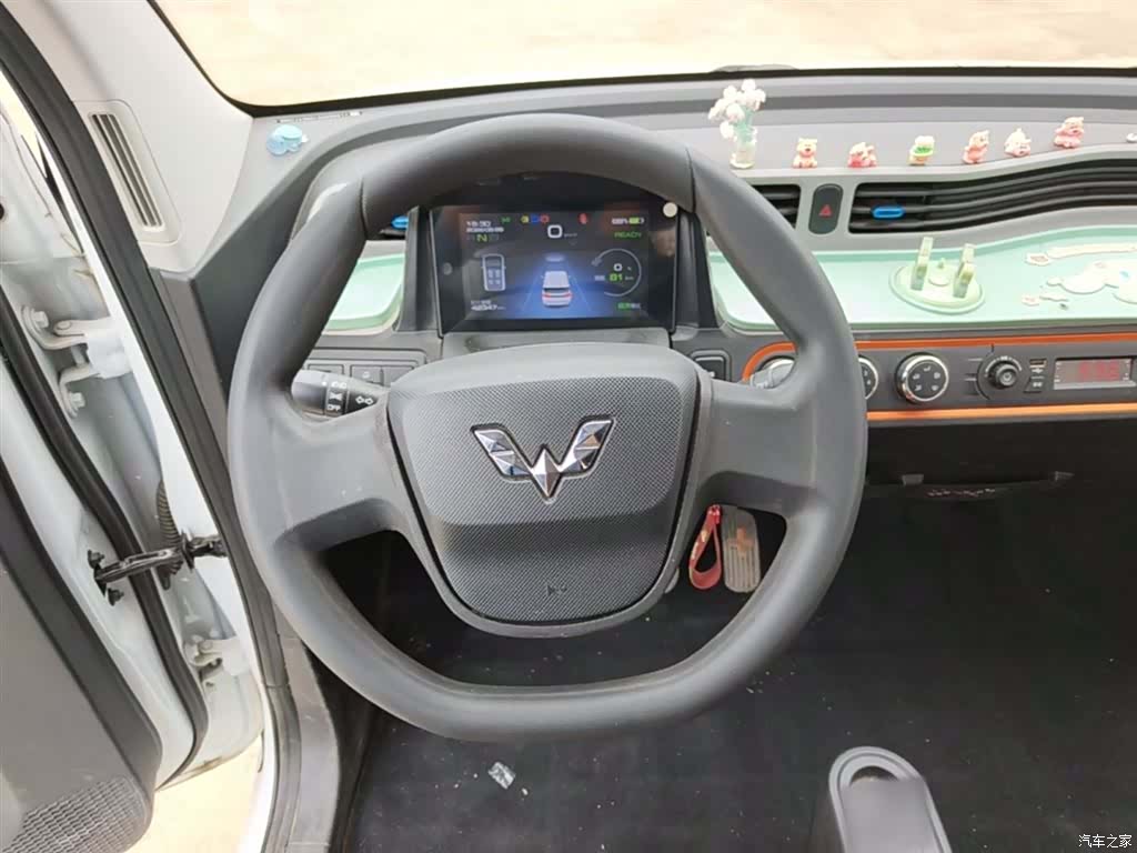 Wuling MINIEV, 2022 11