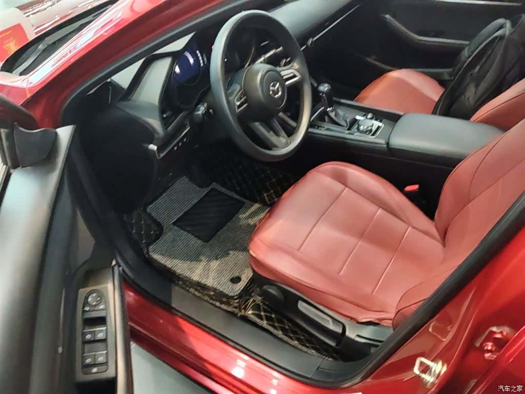 Mazda Mazda3, 2020 16