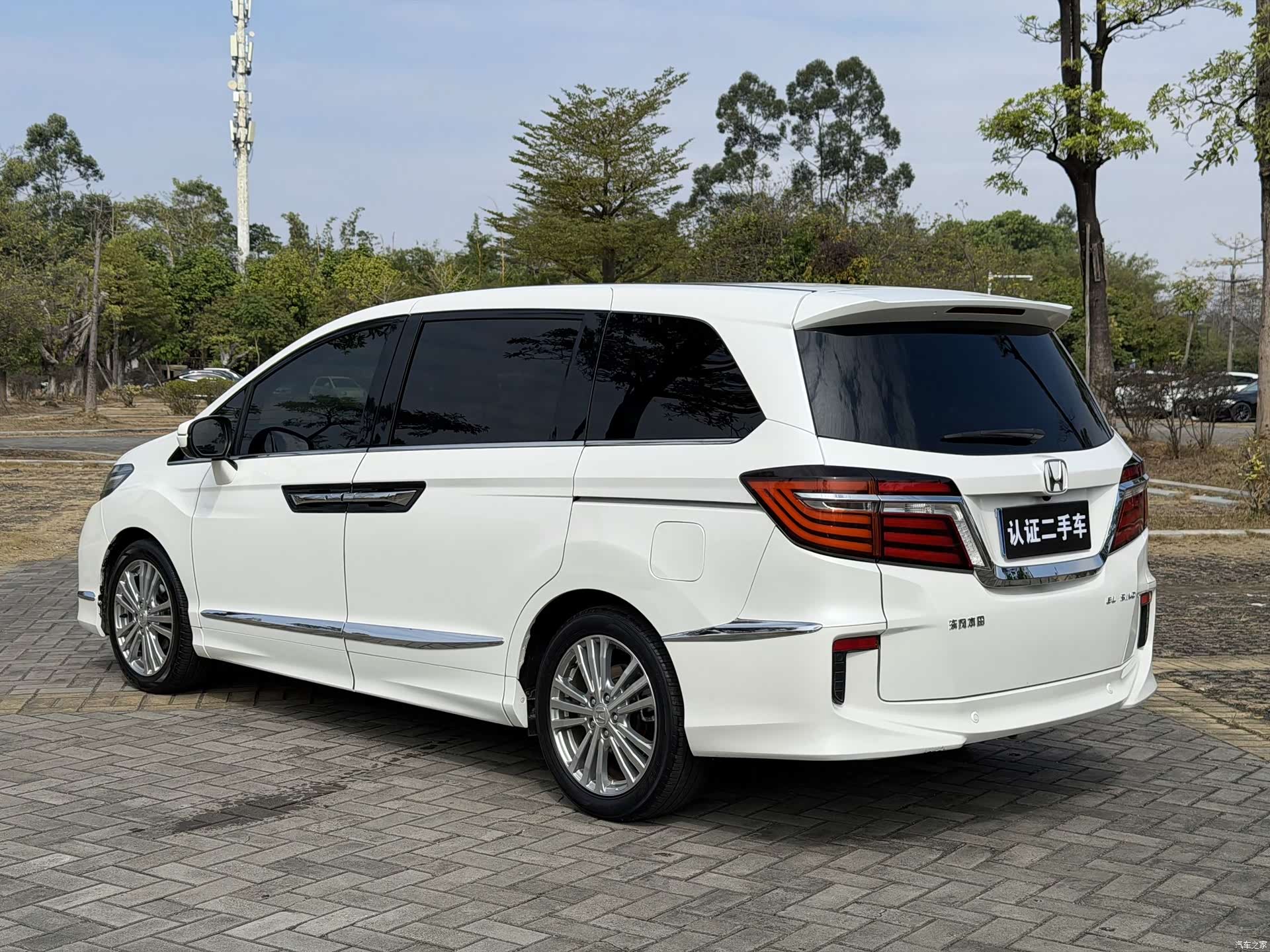 Honda Elysion, 2018 12