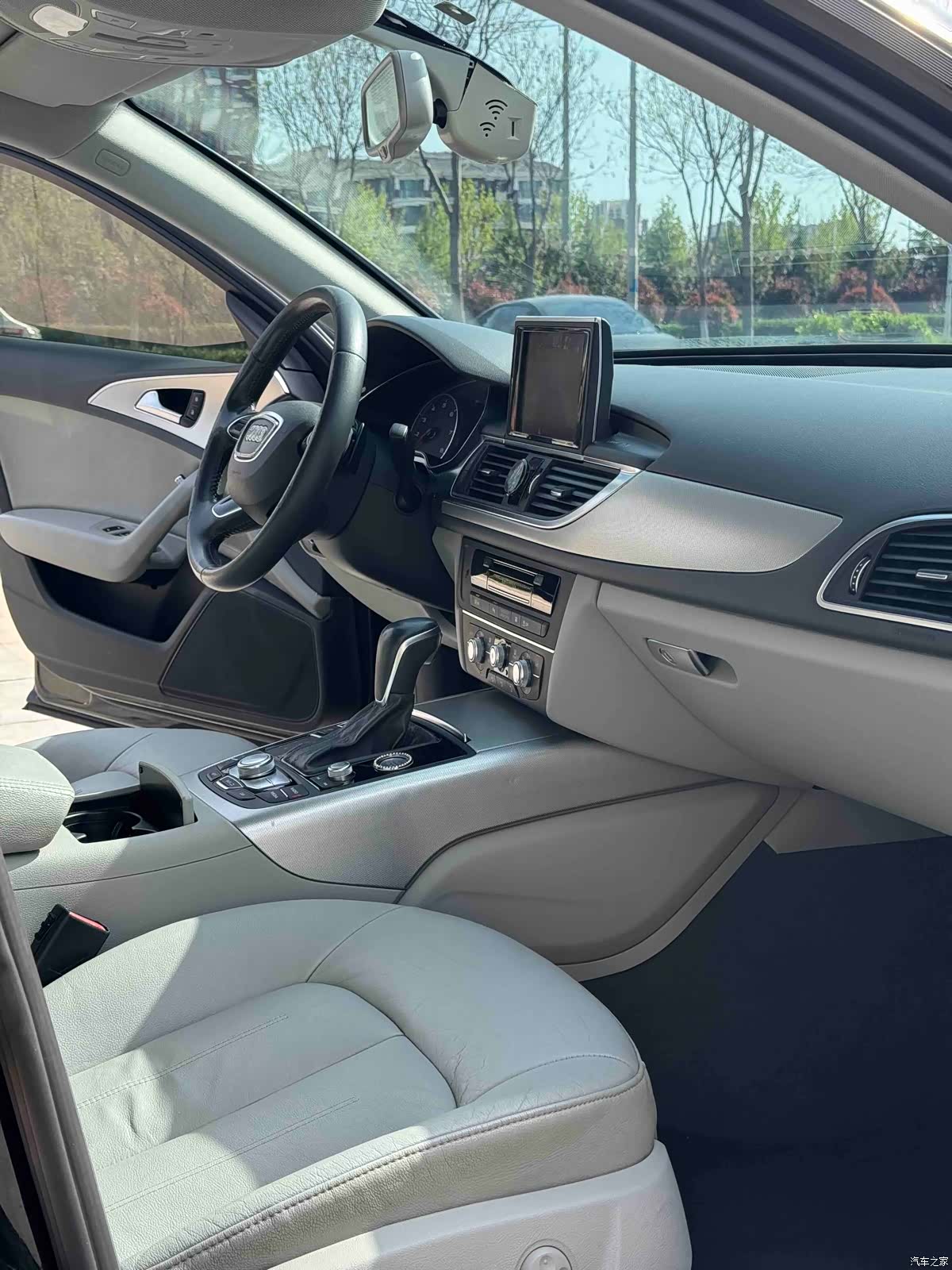 Audi A6L, 2016 8