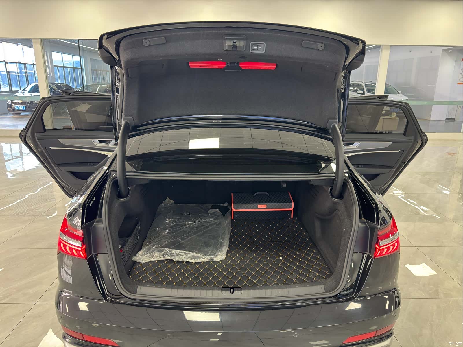 Audi A6L, 2024 12