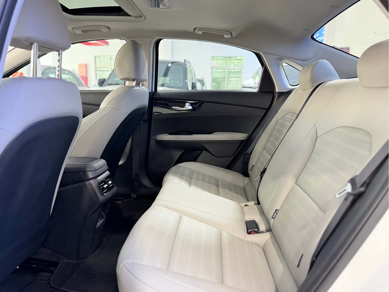 Kia K3, 2023 6