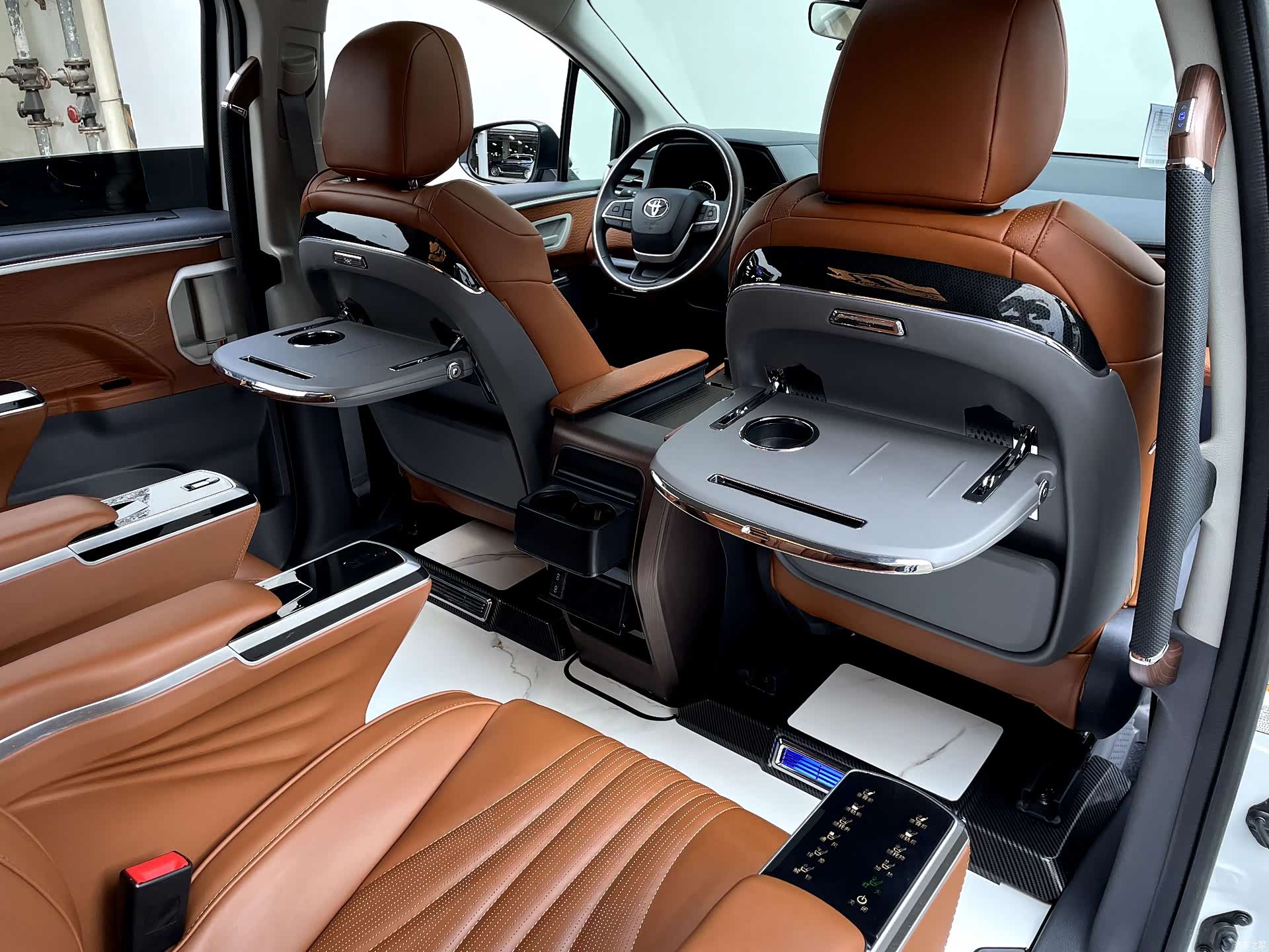 Toyota Sienna, 2024 16