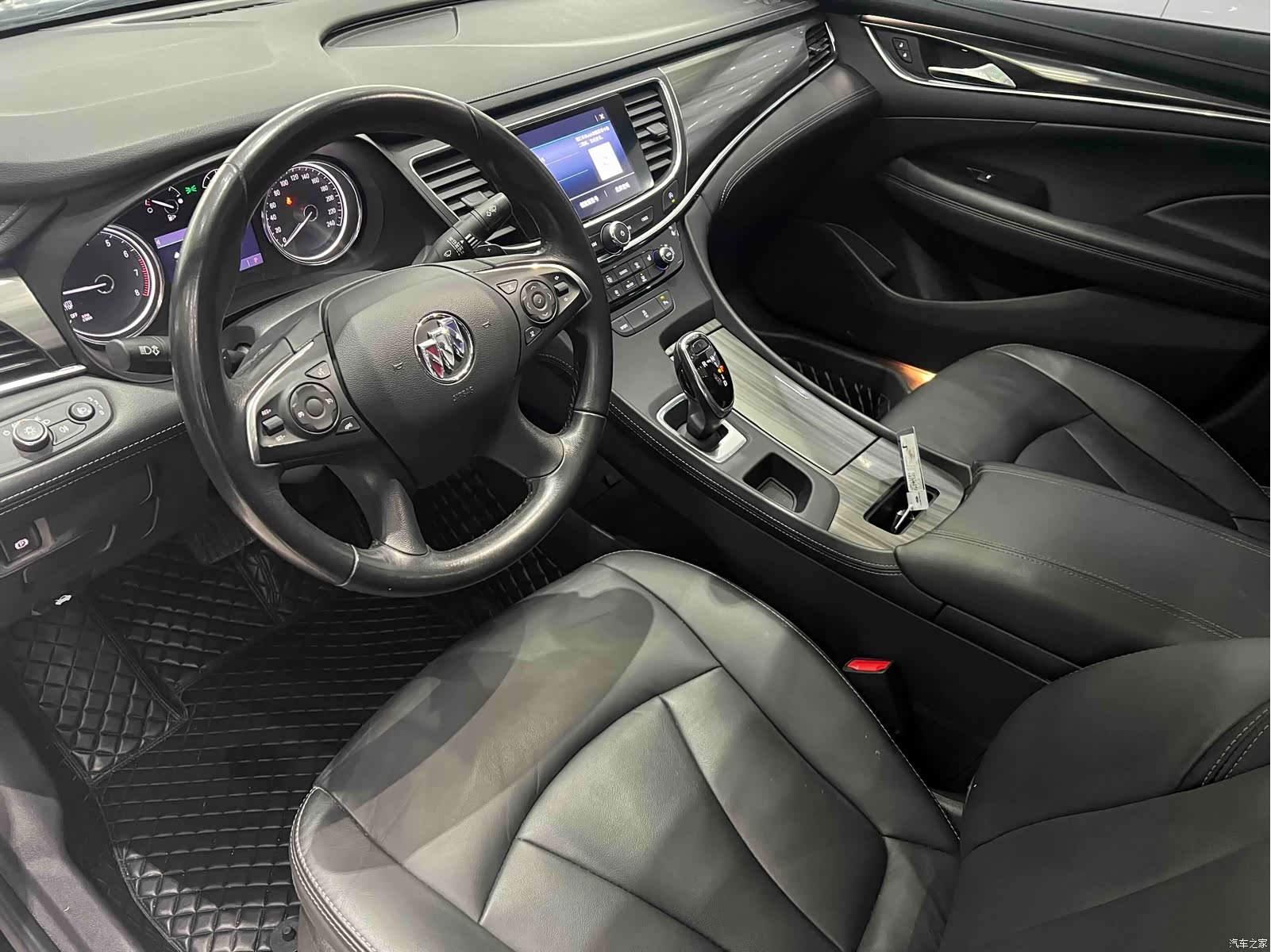 Buick LaCrosse, 2022 7