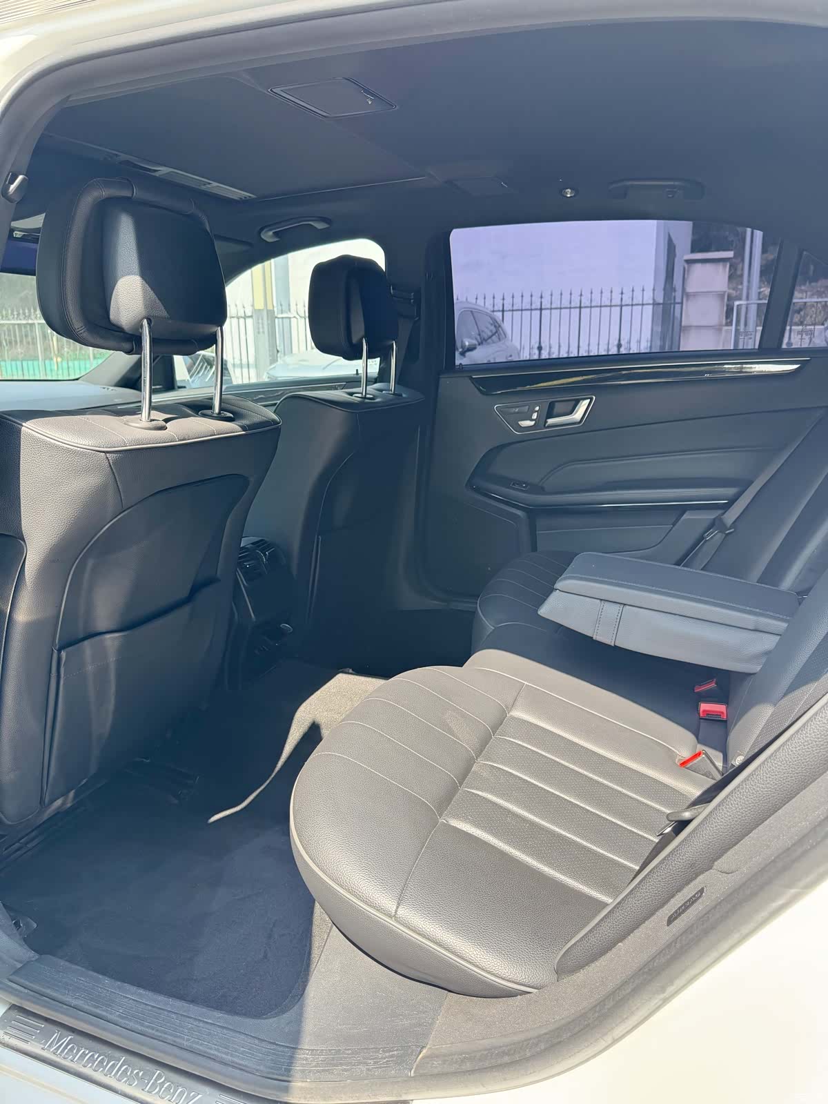 Mercedes-Benz E-Class, 2015 8