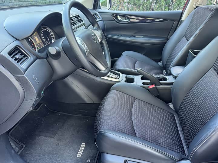 Nissan Tiida, 2017 года фото 12