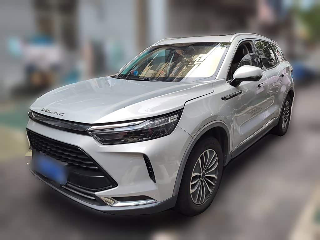 BAIC X7