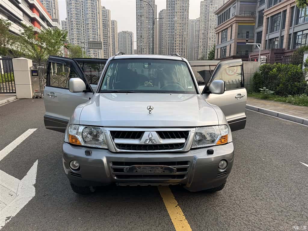 Mitsubishi Pajero, 2007 9