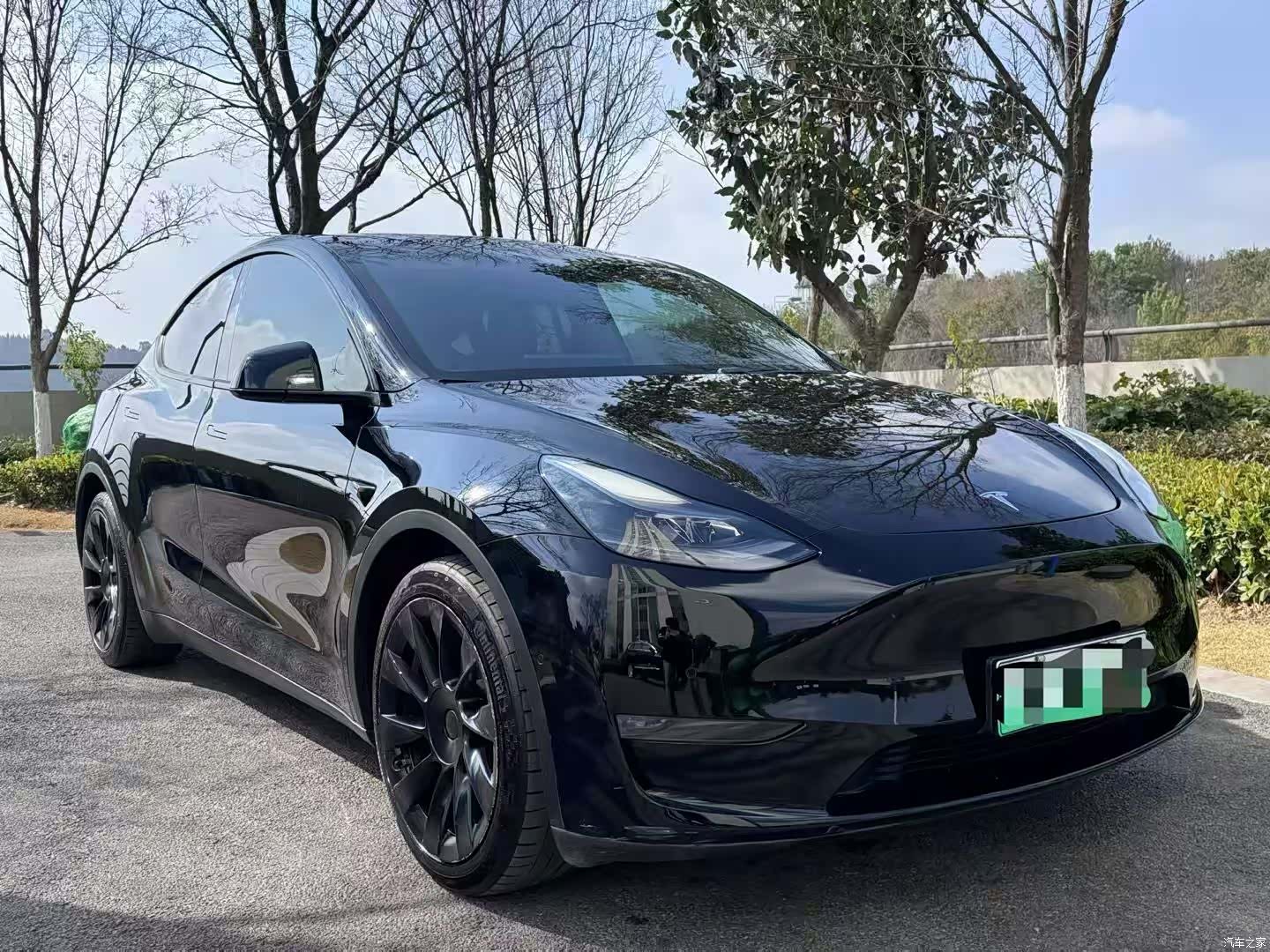 Tesla Model Y, 2021 3