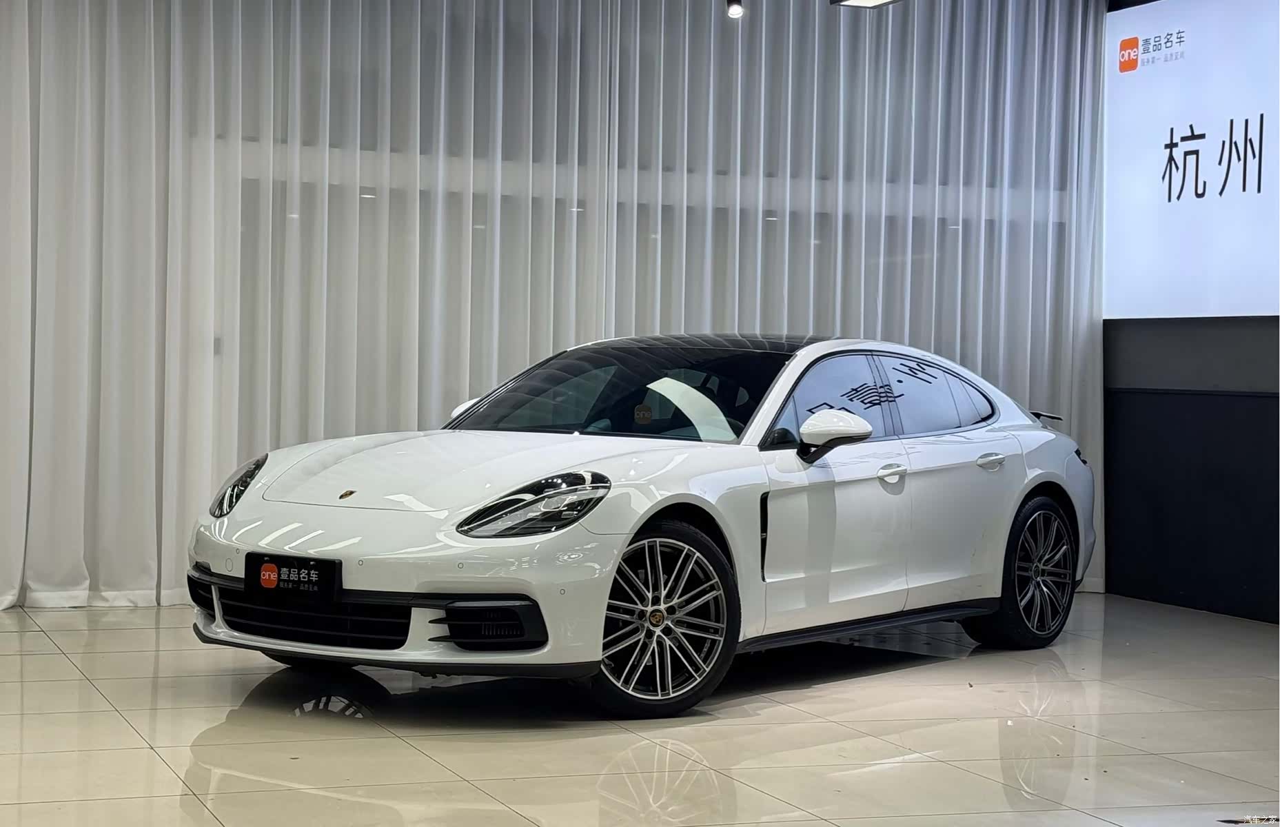 Porsche Panamera, 2019 2