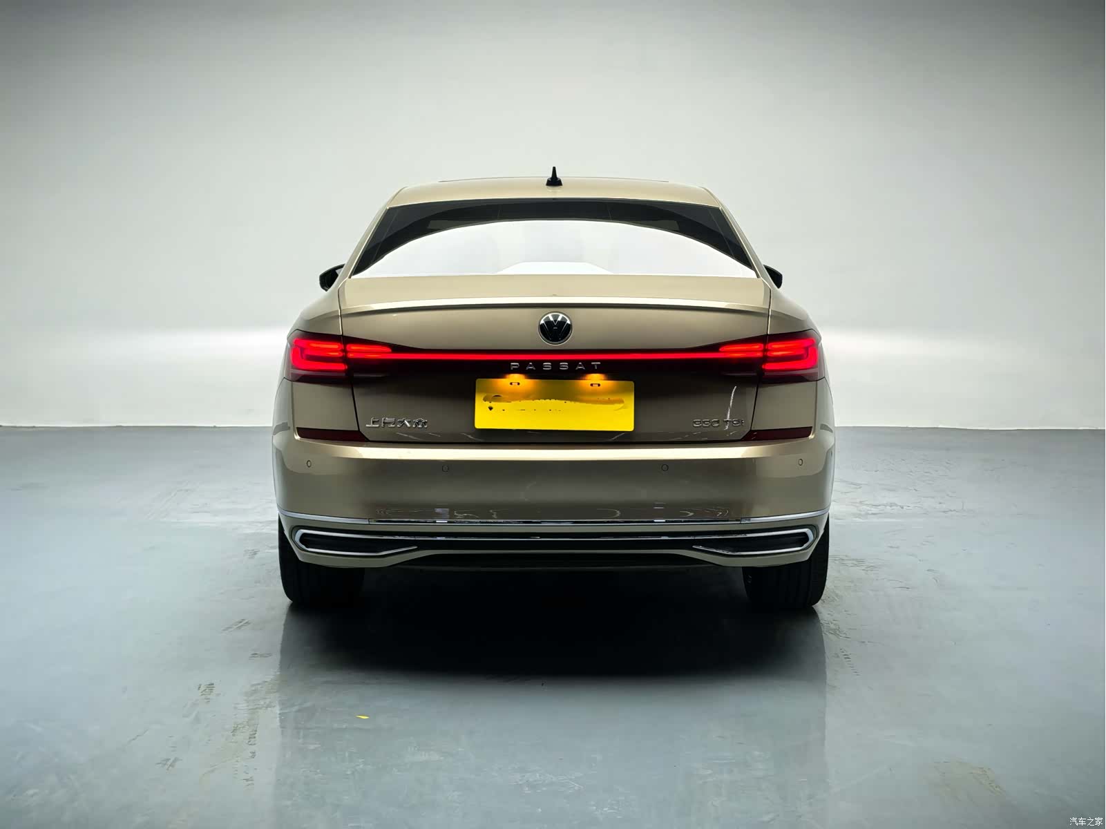 Volkswagen Passat, 2022 18