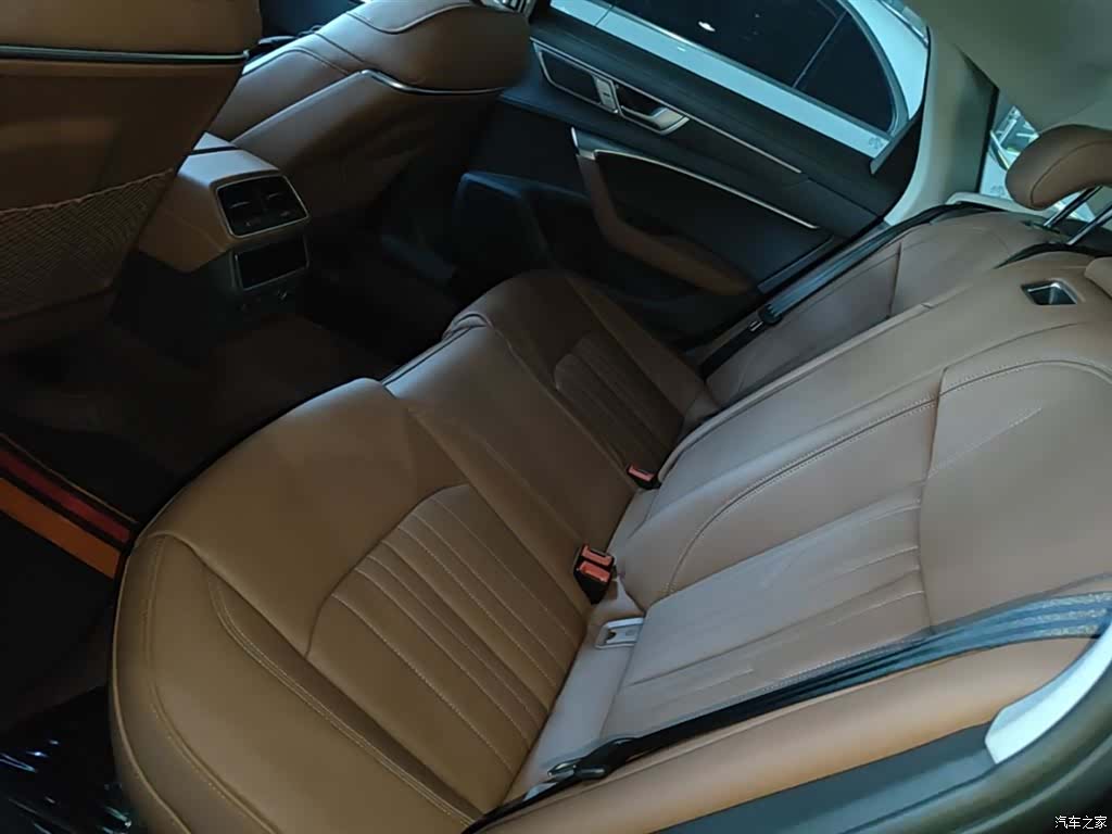 Audi A6L, 2024 17