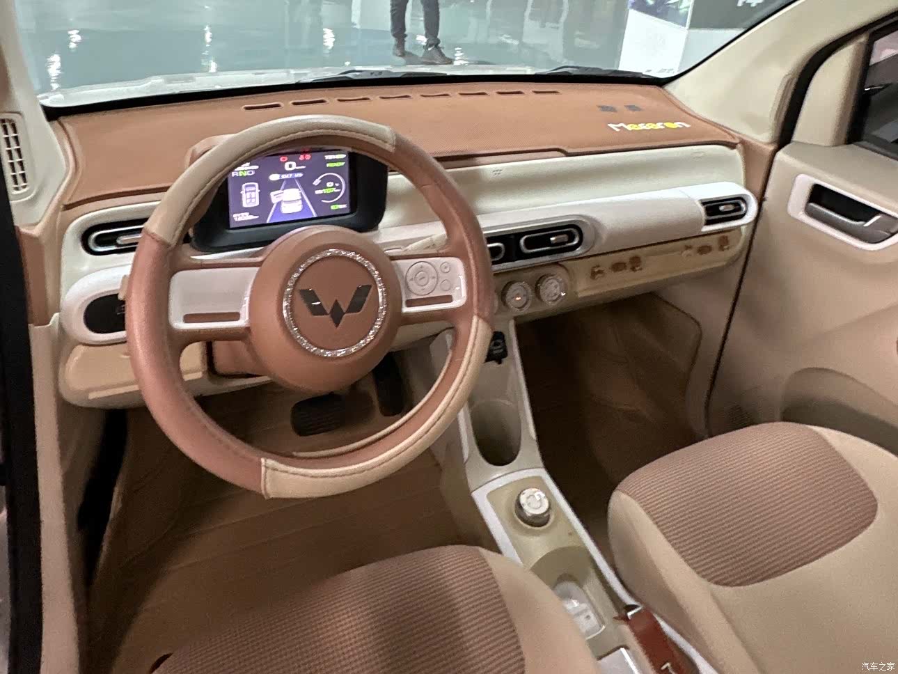 Wuling MINIEV, 2025 11