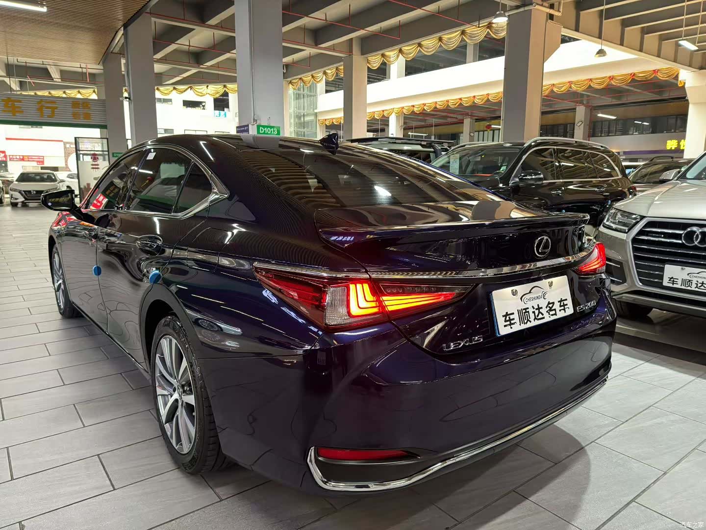 Lexus ES, 2019 10