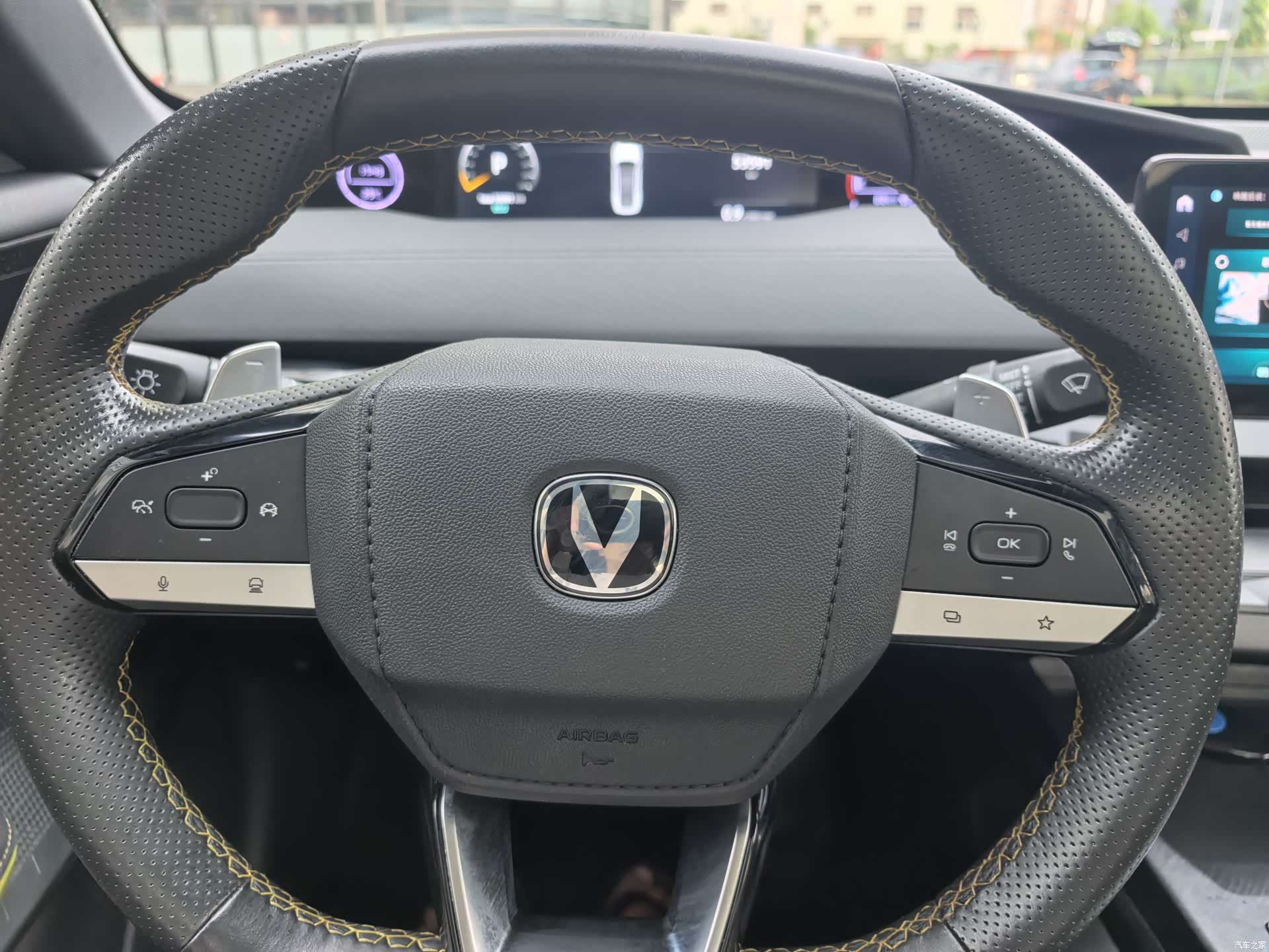 Changan UNI-V, 2023 20