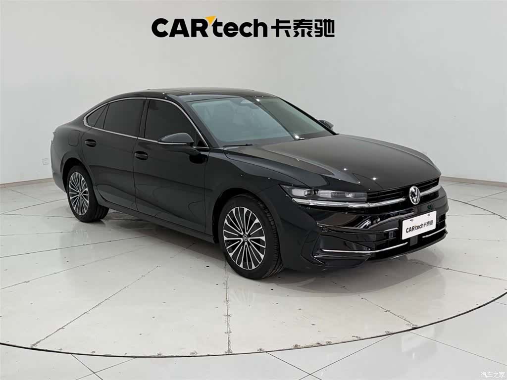 Volkswagen Magotan, 2025 4
