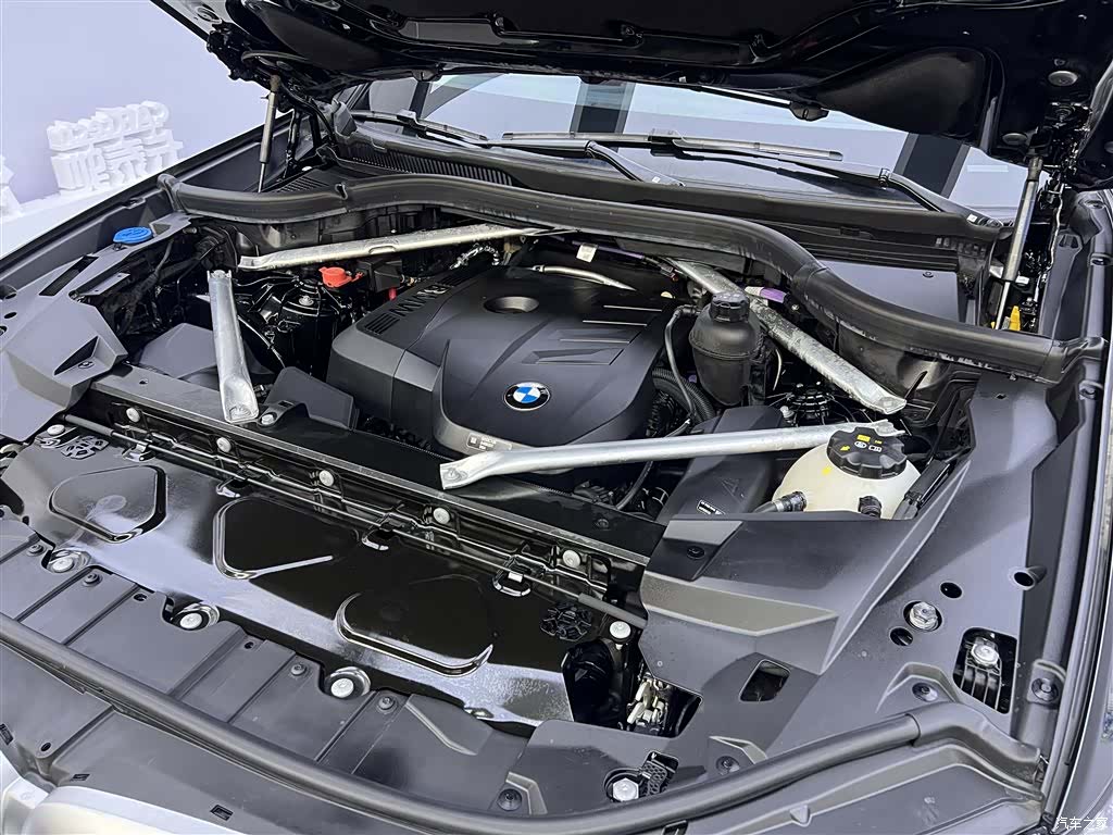 BMW X5, 2024 12