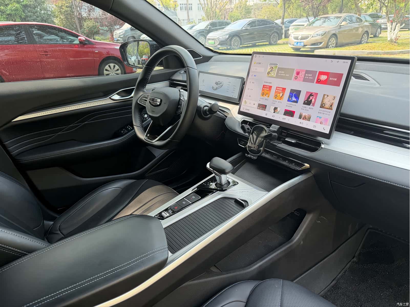 Geely Preface, 2025 11