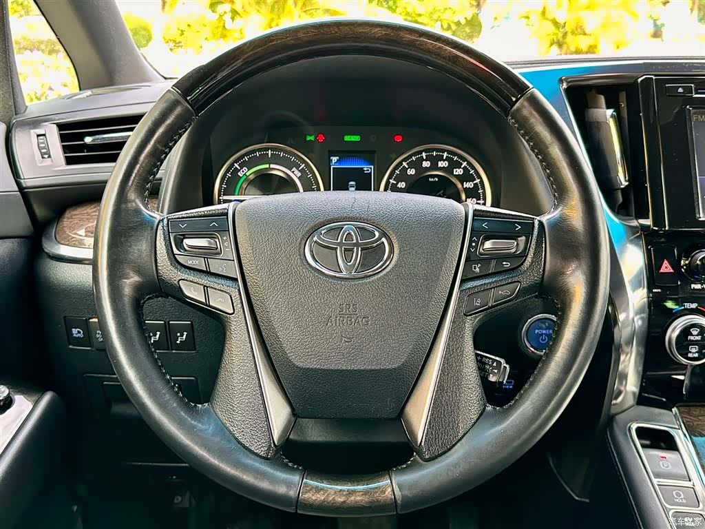 Toyota Vellfire, 2019 20