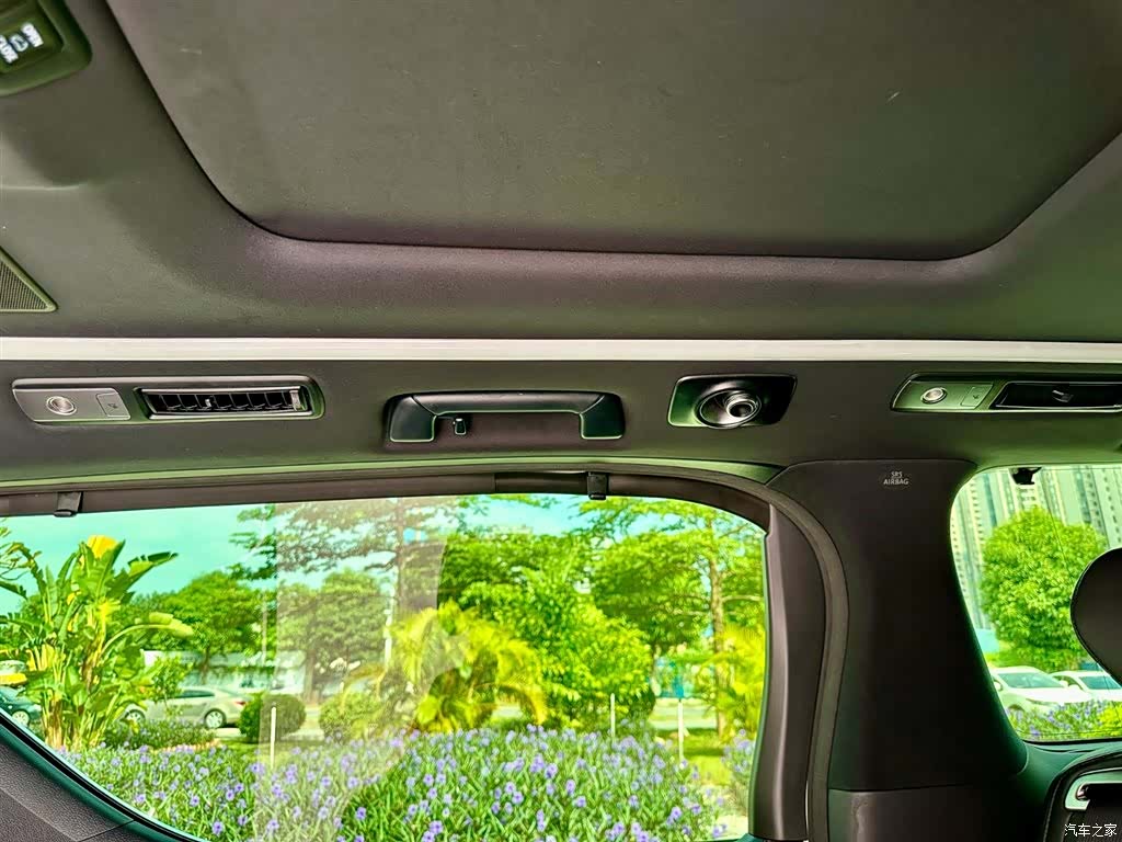 Toyota Vellfire, 2019 18