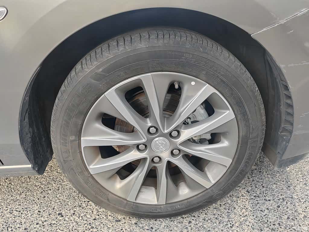 Buick GL6, 2019 20