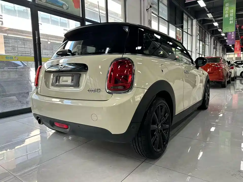 MINI MINI