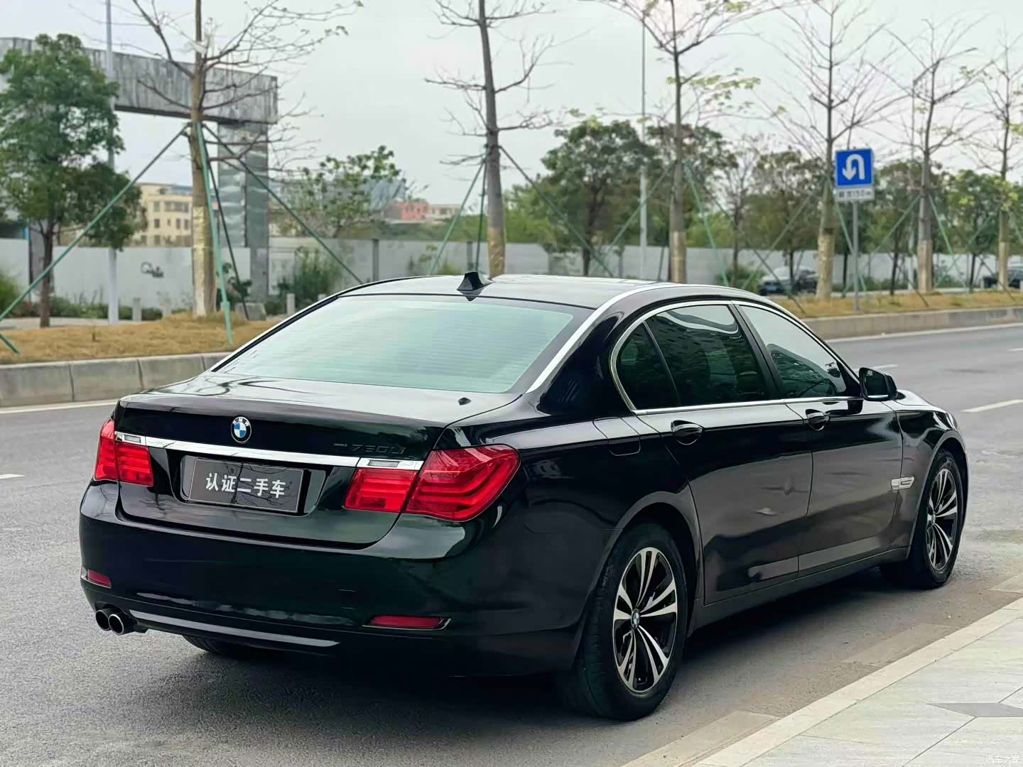 BMW 7 Series, 2010 9