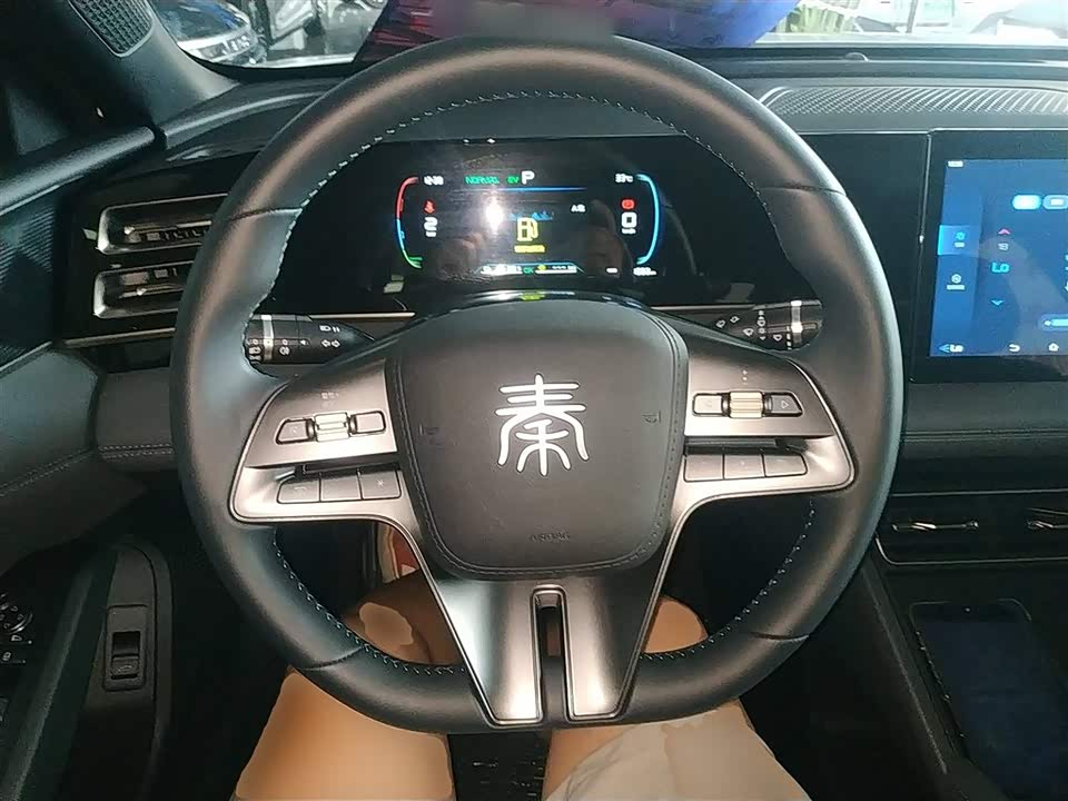 BYD Qin L BYD Qin L