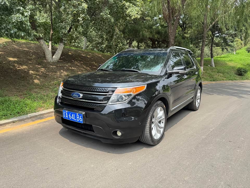 Ford Explorer Ford Explorer