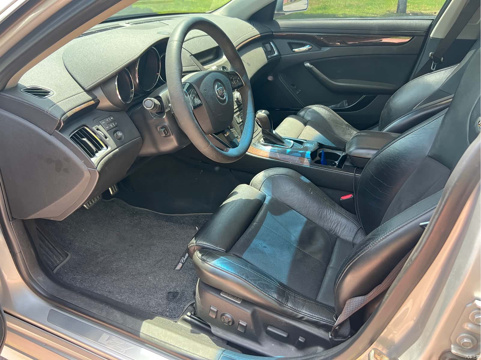 Cadillac CTS, 2011 11