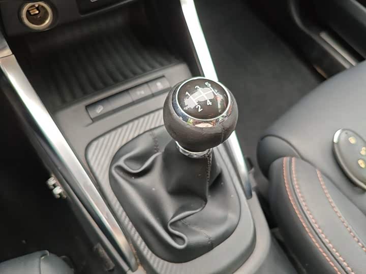 BYD Yuan 2016 1.5L МКПП Люкс