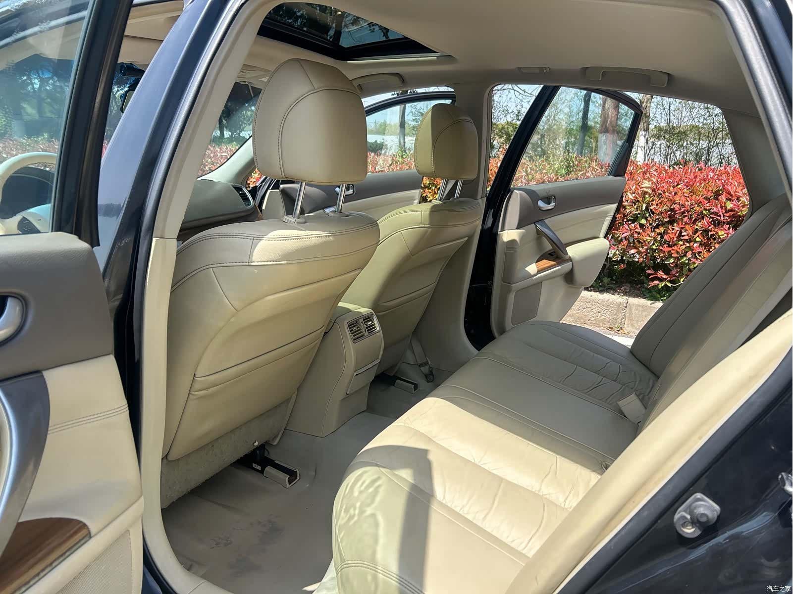 Nissan Teana, 2012 8