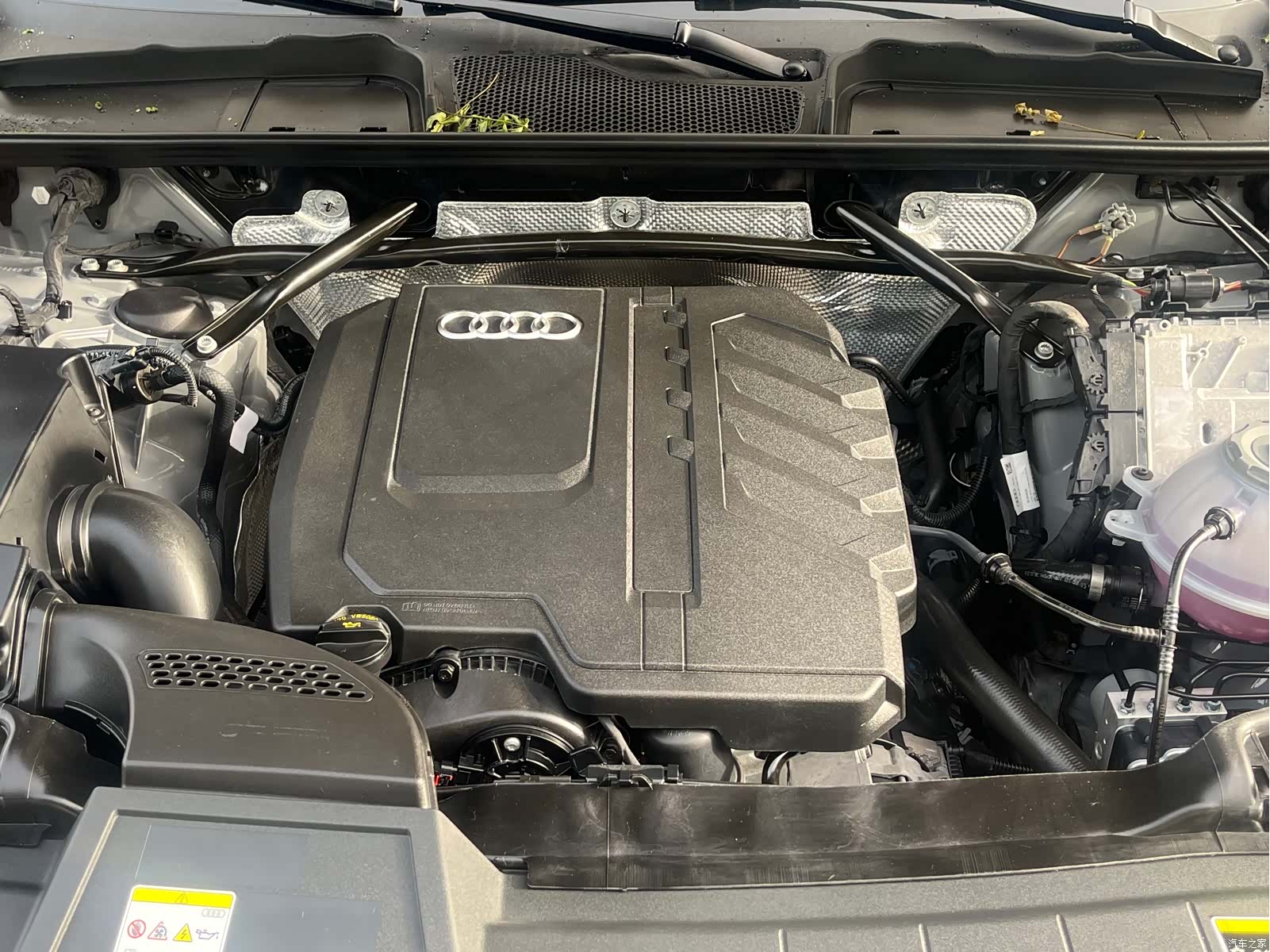 Audi Q5L, 2025 16