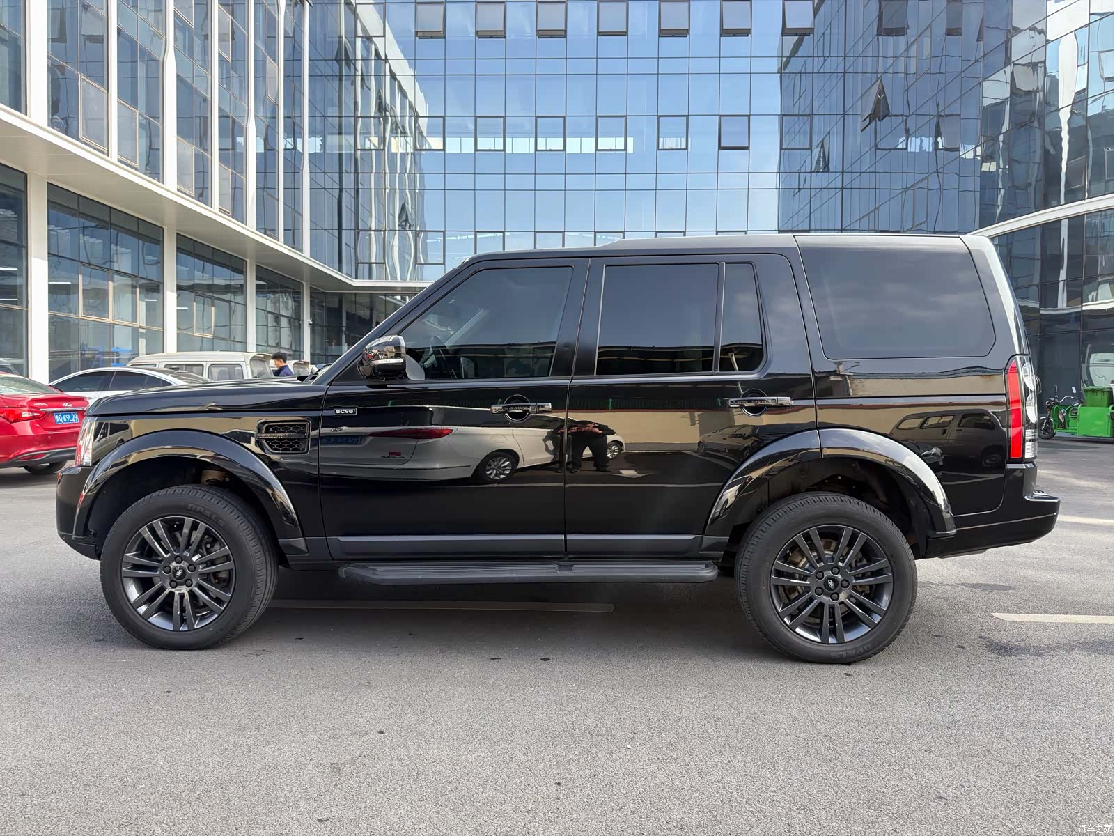 Land Rover Discovery, 2016 3