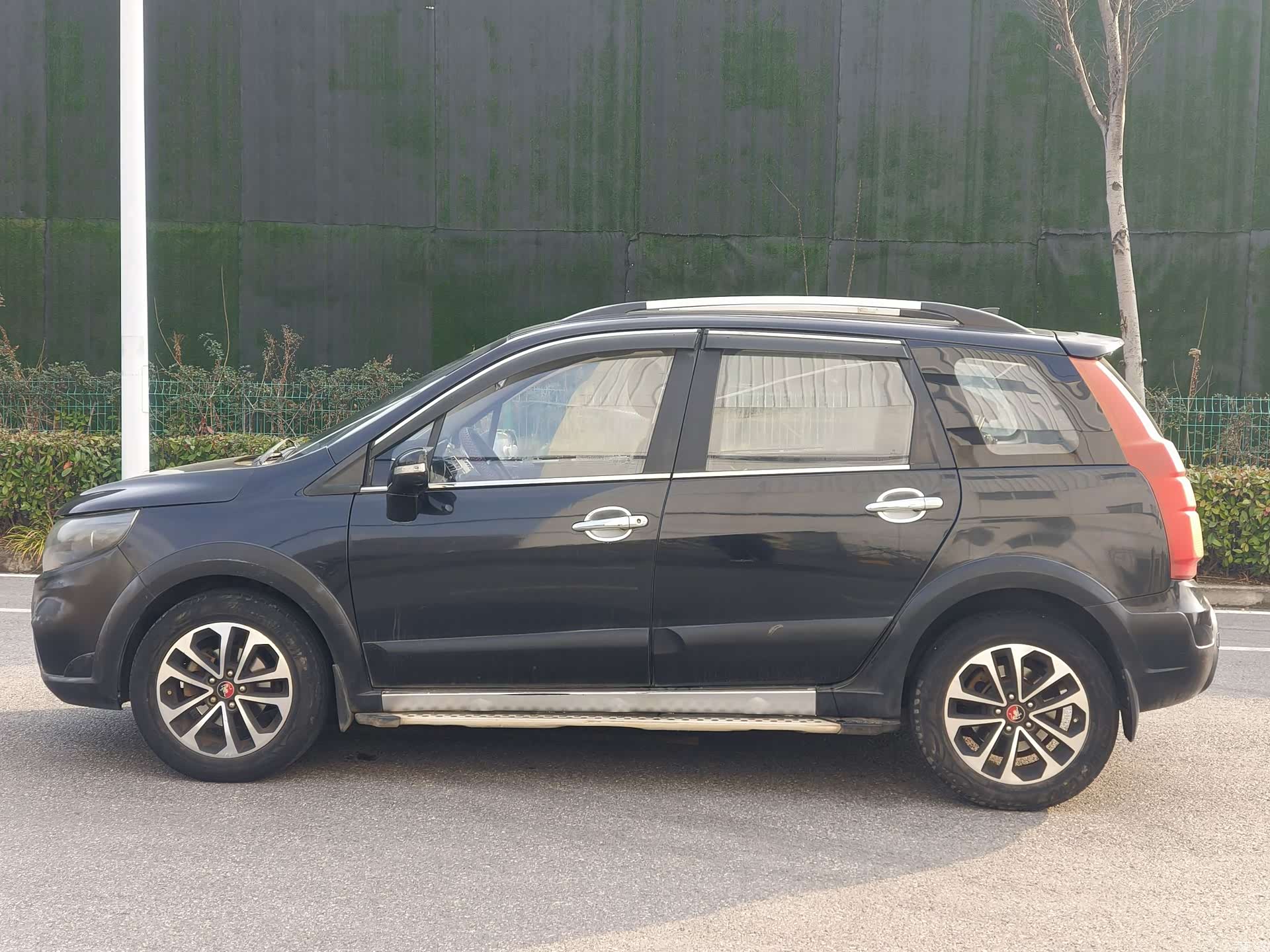 DongFeng X5, 2016 4