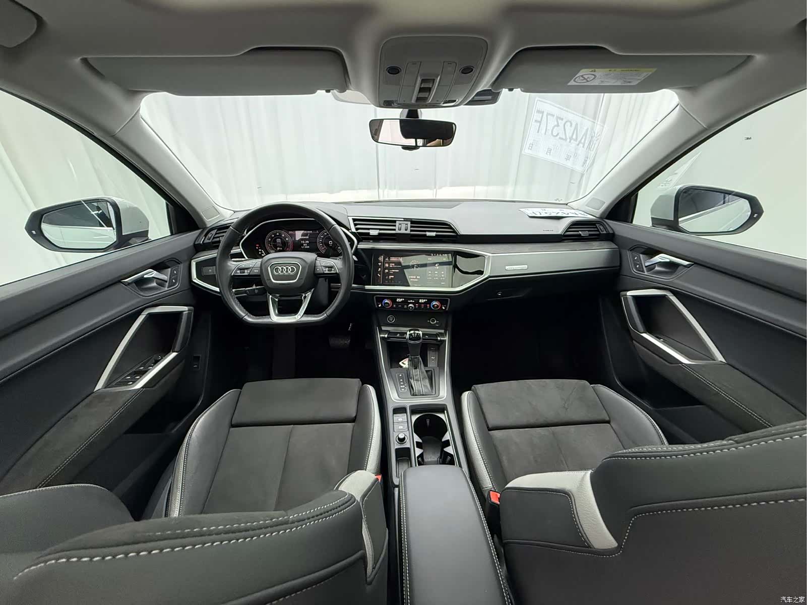 Audi Q3, 2022 9