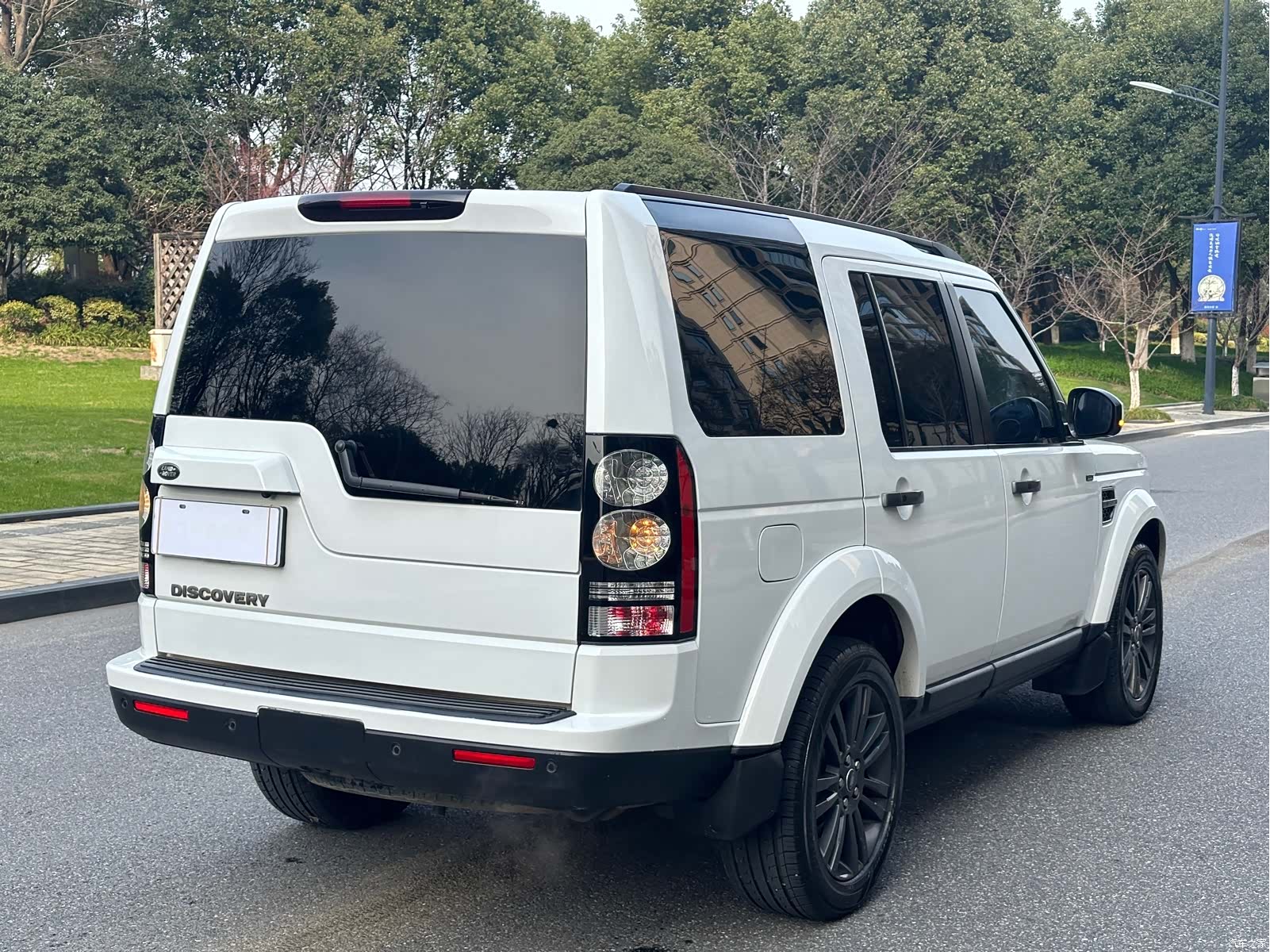 Land Rover Discovery, 2017 4