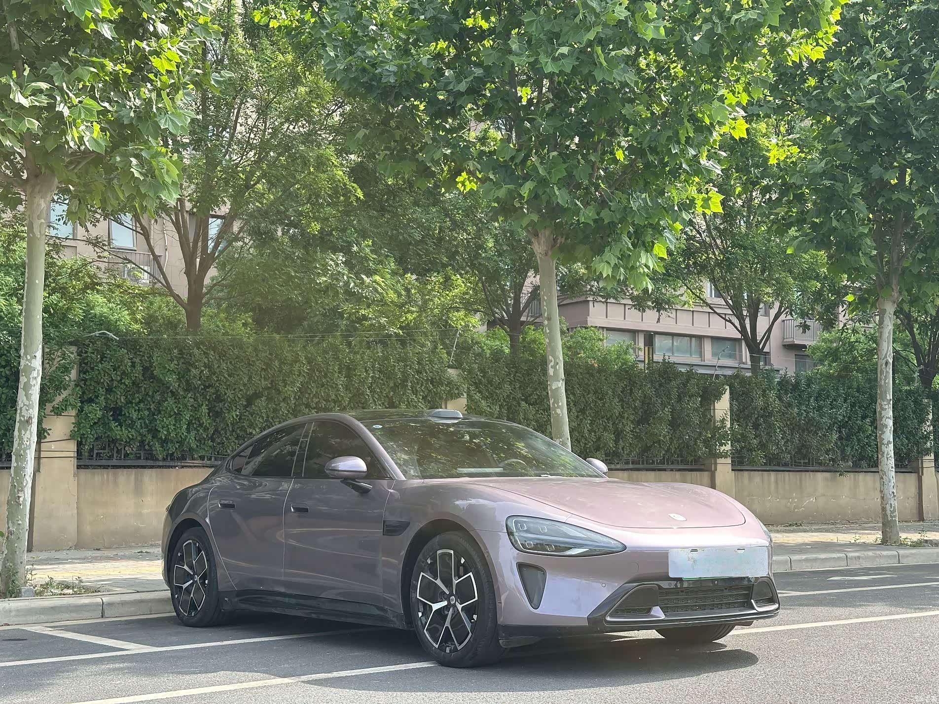 Xiaomi SU7, 2025 3