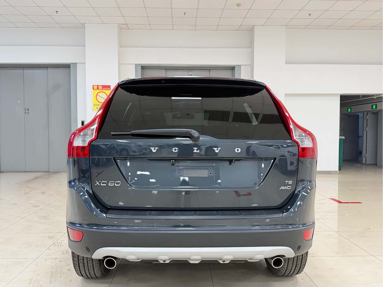 Volvo XC60, 2009 4
