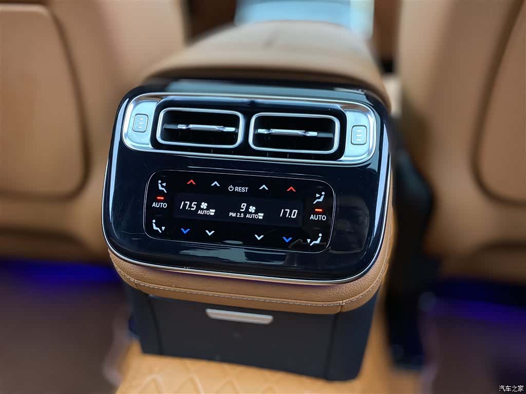 Mercedes-Benz S-Class, 2022 24