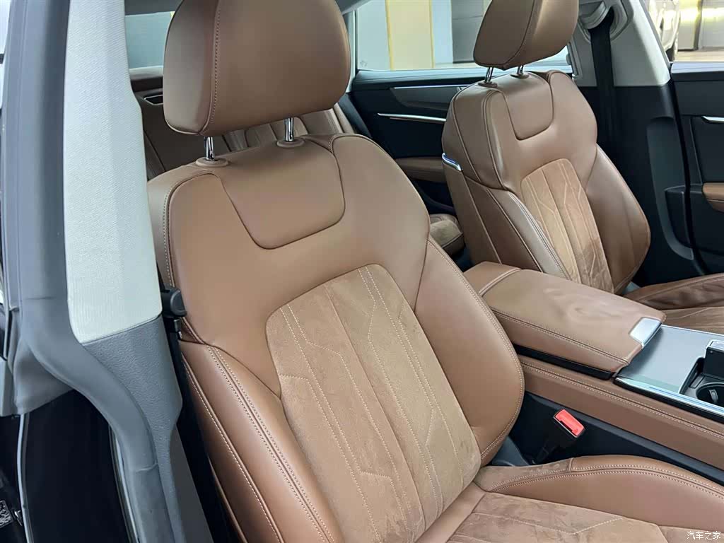 Audi A7L, 2024 16
