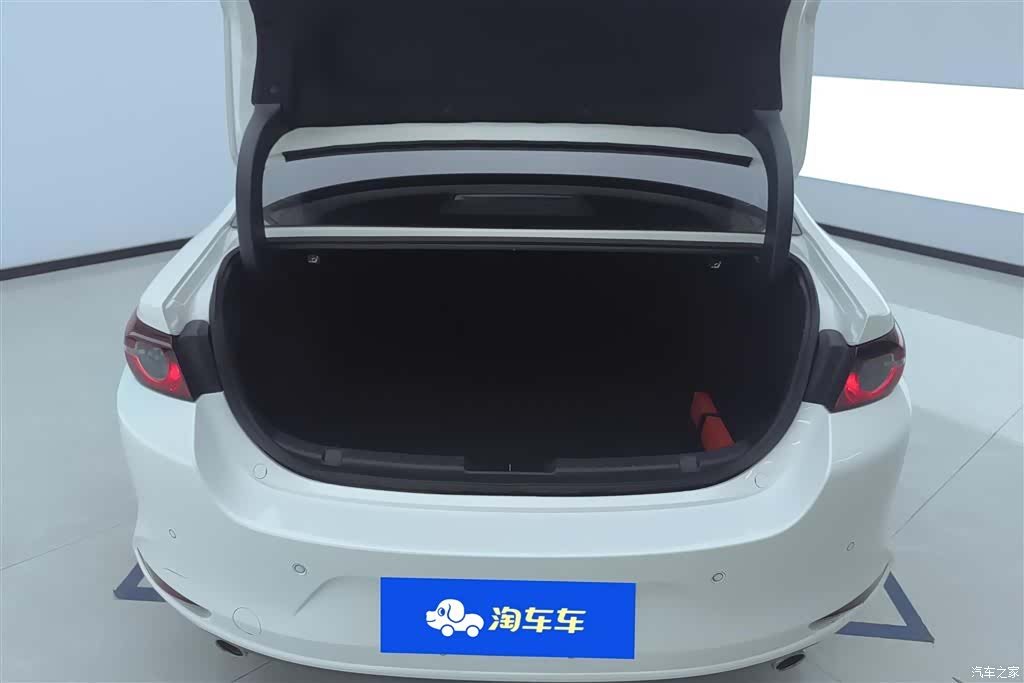 Mazda Mazda3, 2023 4