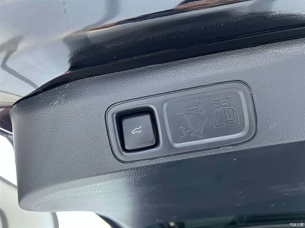 Lincoln Navigator, 2023 22