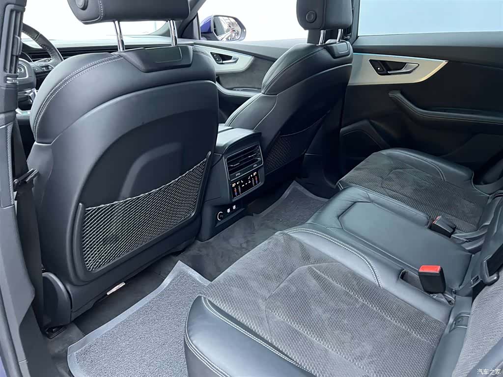 Audi Q8, 2020 21