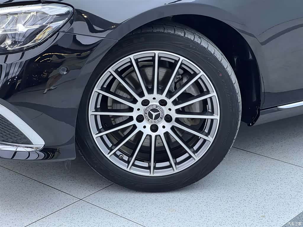 Mercedes-Benz E-Class, 2023 8