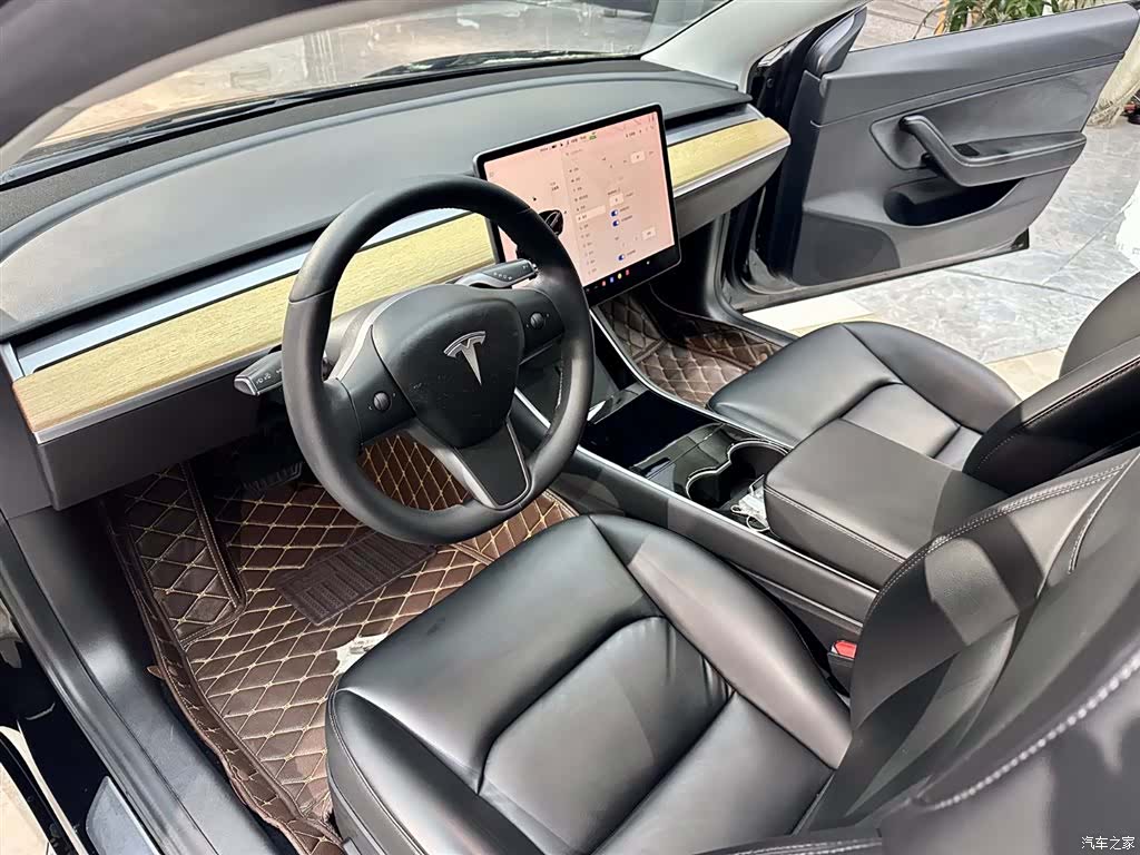 Tesla Model 3, 2020 9