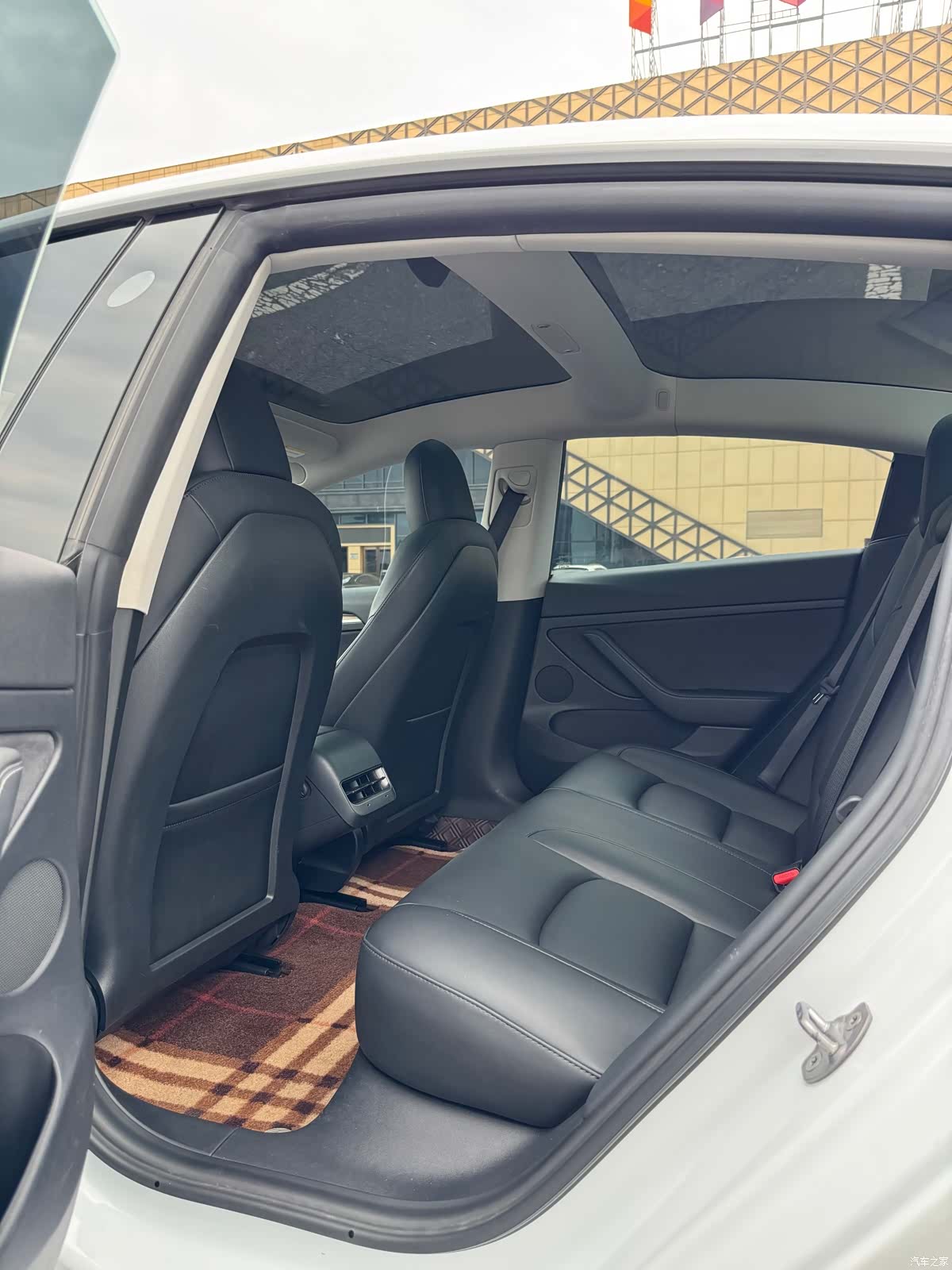 Tesla Model 3, 2021 8